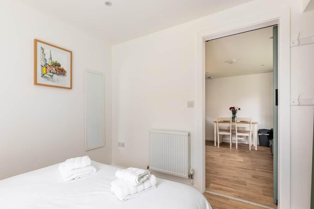 Apartament Salisbury Guest Annex Zewnętrze zdjęcie